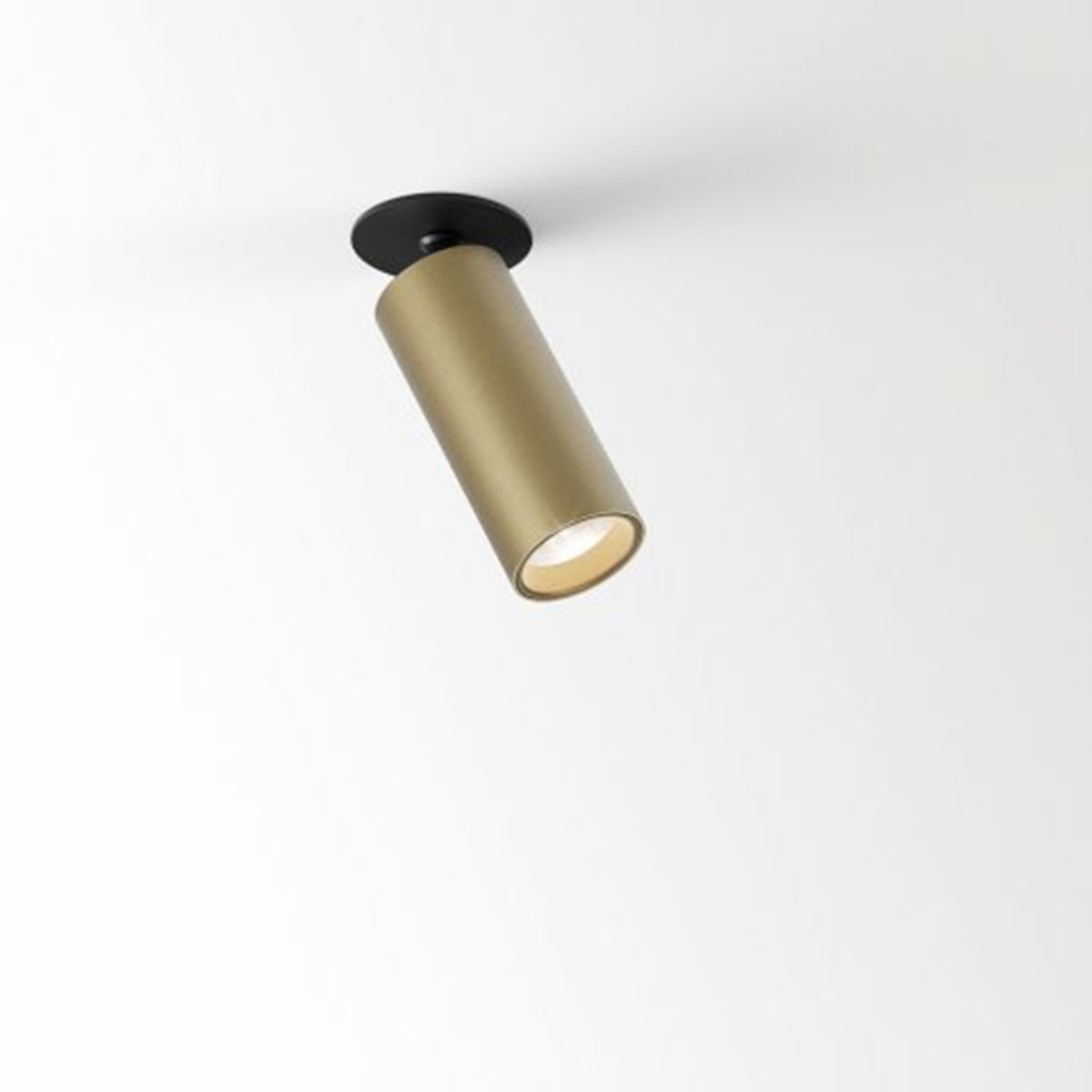 SPY 39 CLIP 92720 Einbaustrahler, Ø: 3,8 cm, L: 9,2 cm, Goldfarben, Extra-Warmweiß 2700K, 20° SPY 39 CLIP 93040 Einbaustrahler, Ø: 3,8 cm, L: 9,2 cm, Goldfarben, Warmweiß 3000K, 40°