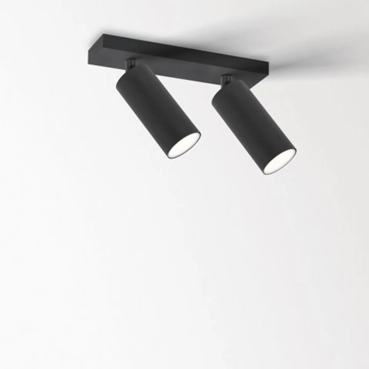 DeltaLight SPY 52 ON 2 92720 DIM8 Aufbaustrahler, Ø: 5,2 cm, L: 12 cm Schwarz, Extra-Warmweiß 2700K, 20° Schwarz Weiß Modern & neutral – moderne für Flur schwenkbar & drehbar SPY 52 ON 2 93020 DIM8 Aufbaustrahler, Ø: 5,2 cm, L: 12 cm, Schwarz, Warmweiß 3000K, 30°