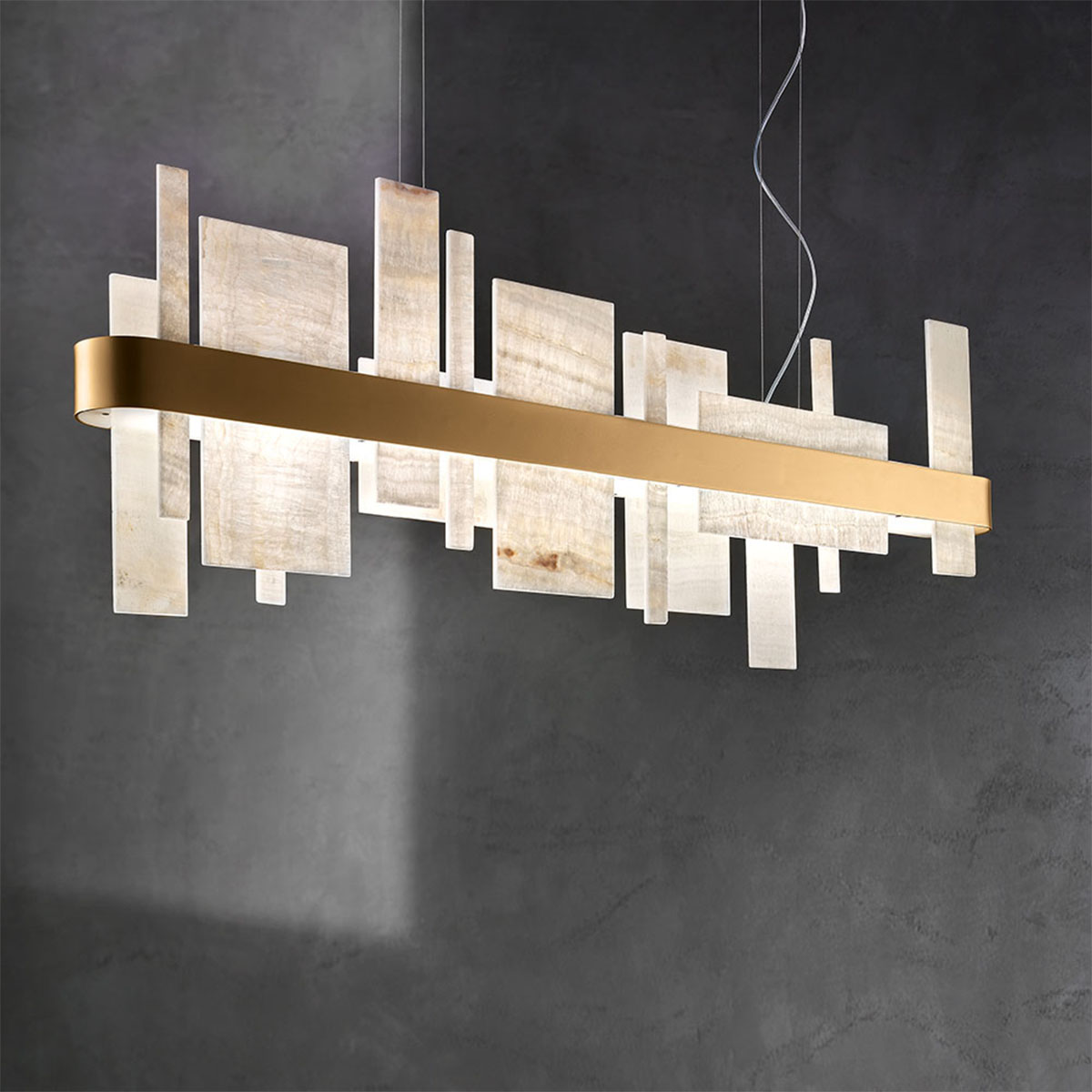 Honicé S100 Pendelleuchte, Onyx Stein, Gold matt lackiert, L: 100 cm