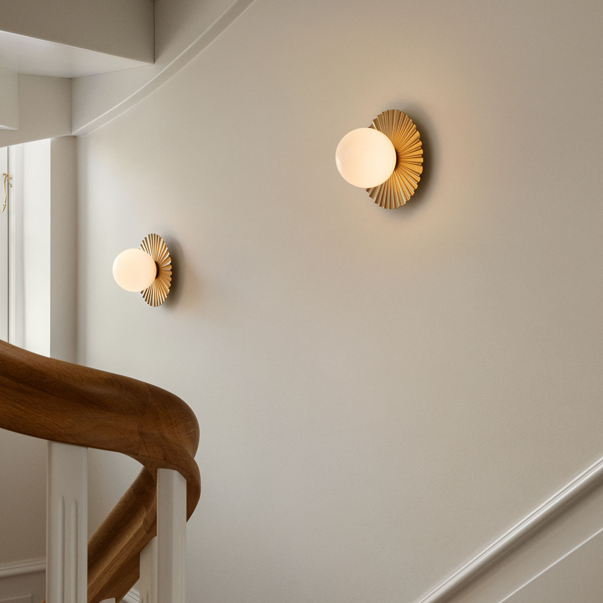 Liila Muuse Small Wand- und Deckenleuchte, Ø: 20 cm, Gold