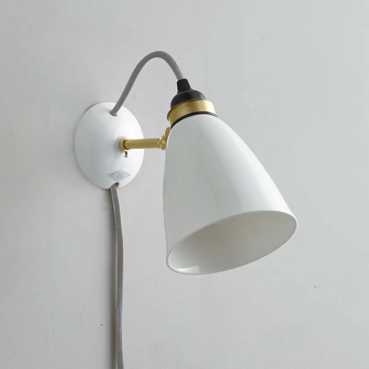 Hector Wall 30 Wandleuchte, Ø: 12 cm, Graues Stoffkabel, Mit Schalter, Stecker und Kabel