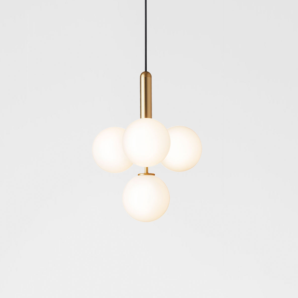 Miira 4 Pendelleuchte, Ø: 38 cm, Messing, Opalglas