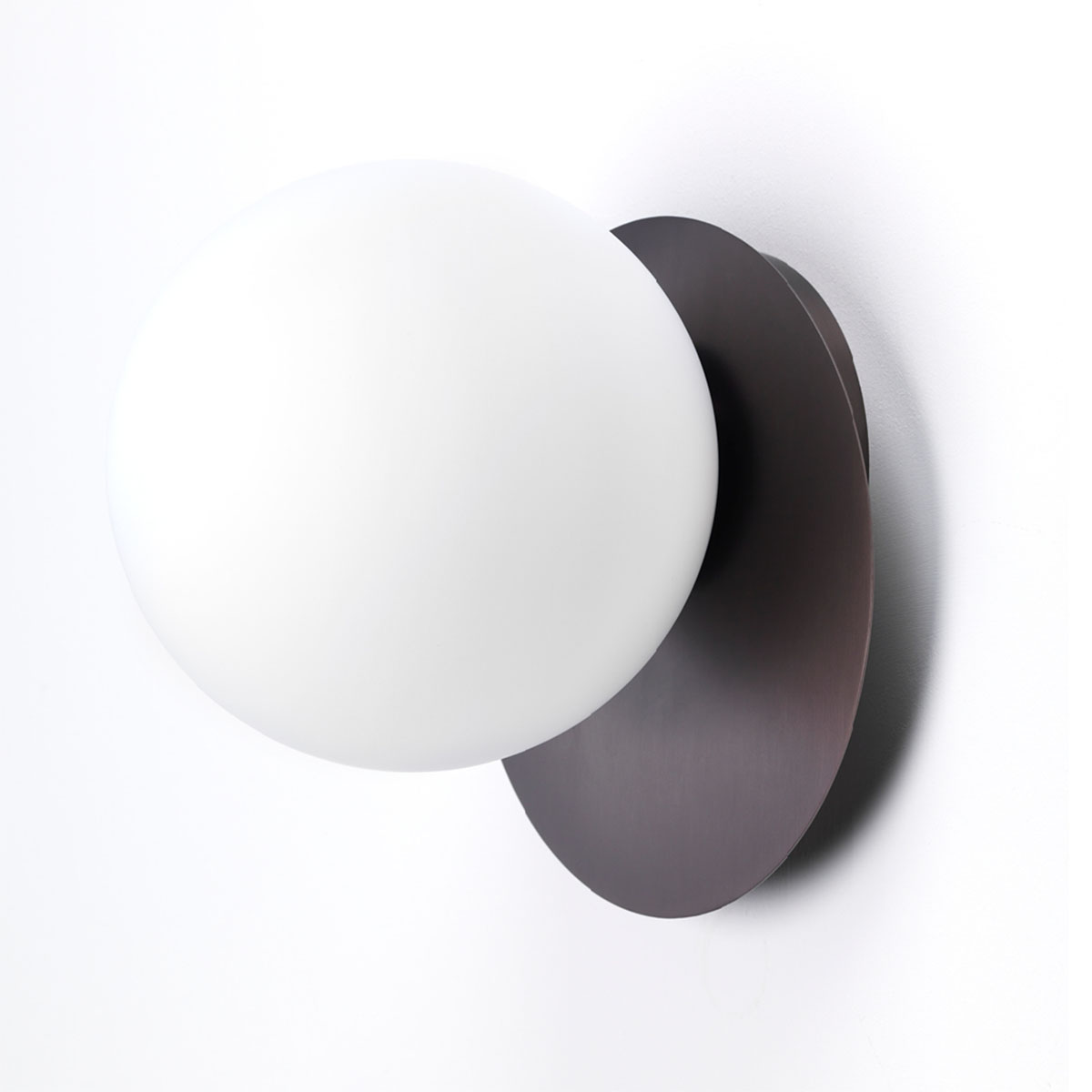 Vivida Pearl Designer-Wandleuchte, B: 24 cm, T: 25,5 cm, Bronze – diffuses, blendfreies Licht