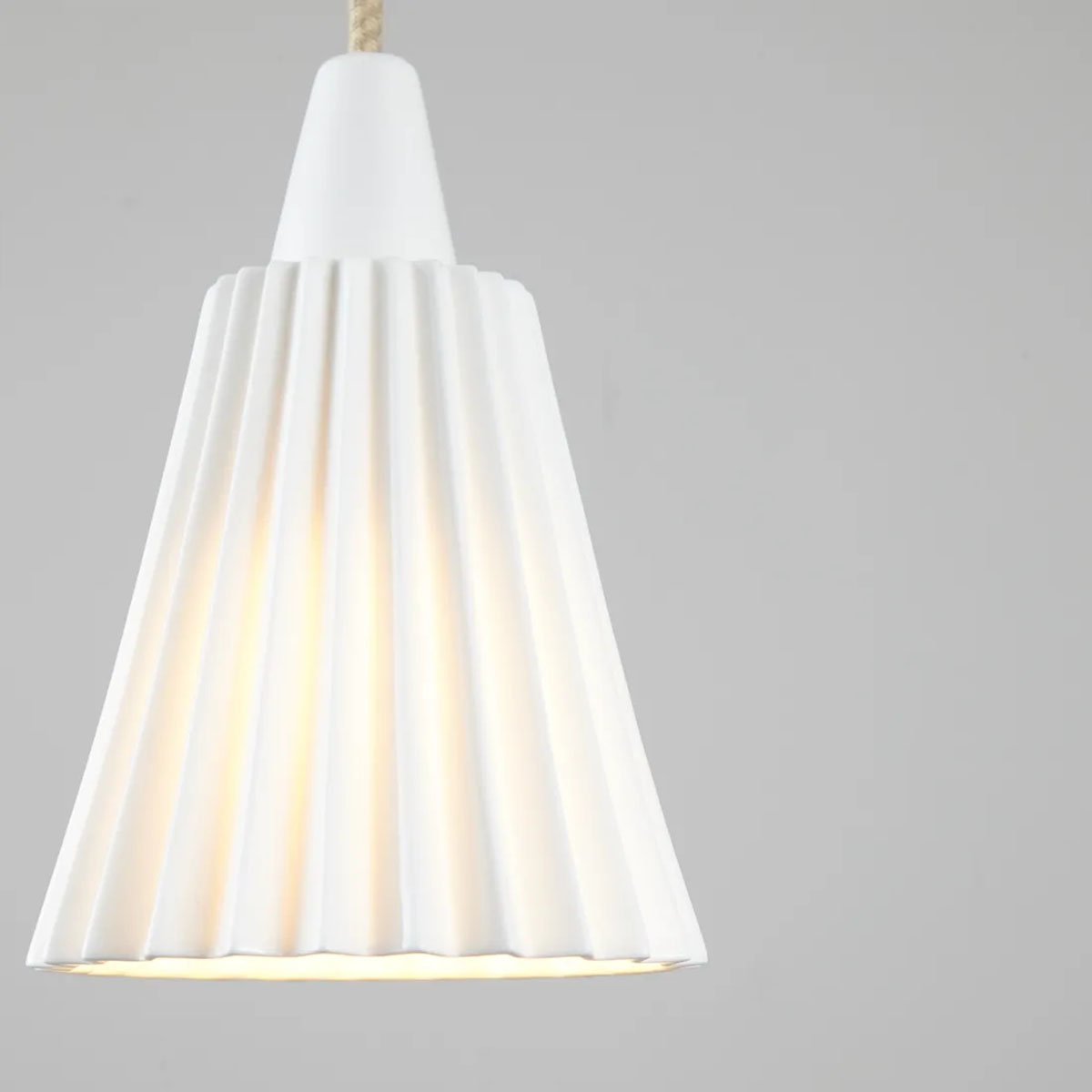 Hector Pleat Medium Pendelleuchte, Ø: 12 cm Hector Pleat Large Pendelleuchte, Ø: 19 cm