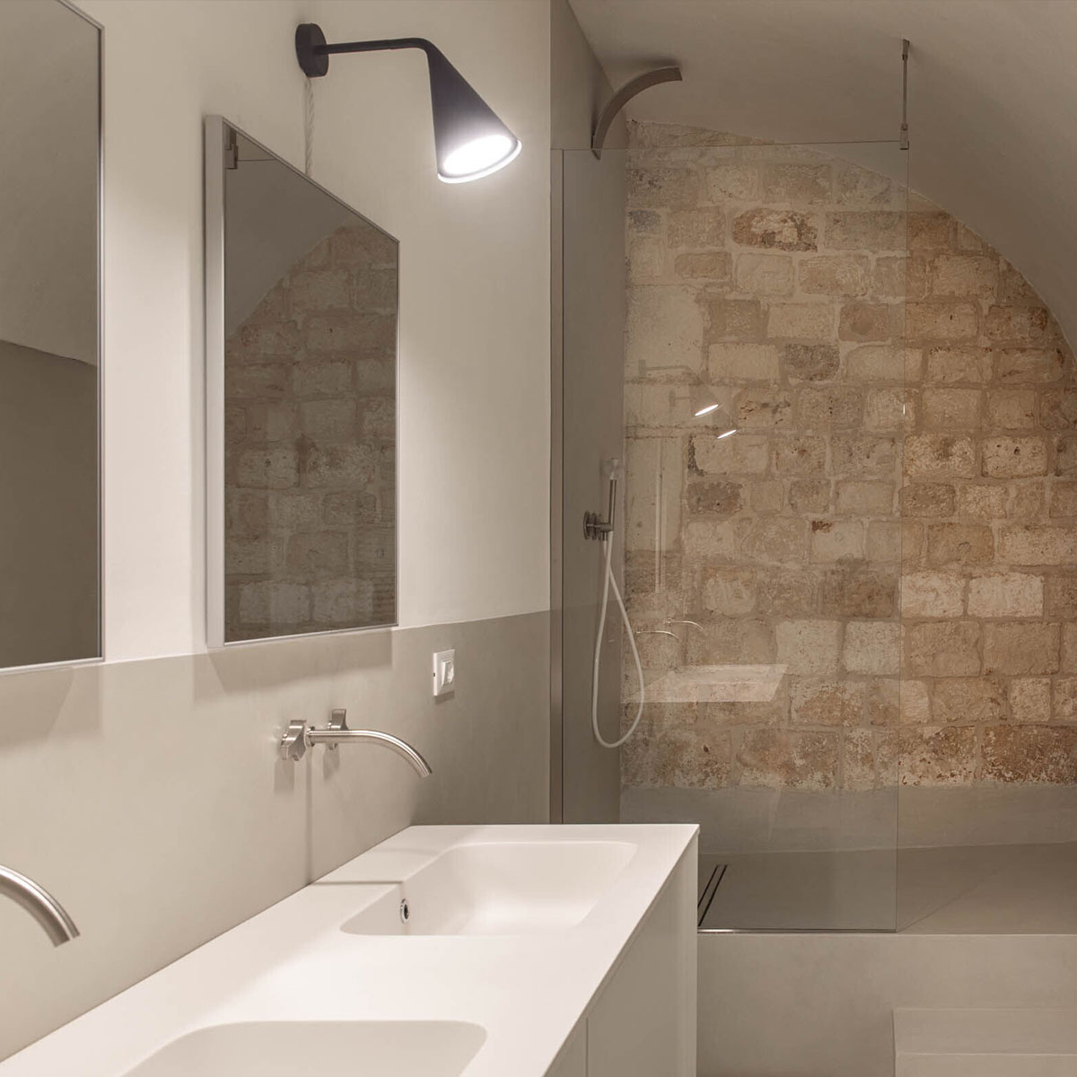 Gordon 561.41 Wandleuchte,Schwarz Matt,T: 23 cm