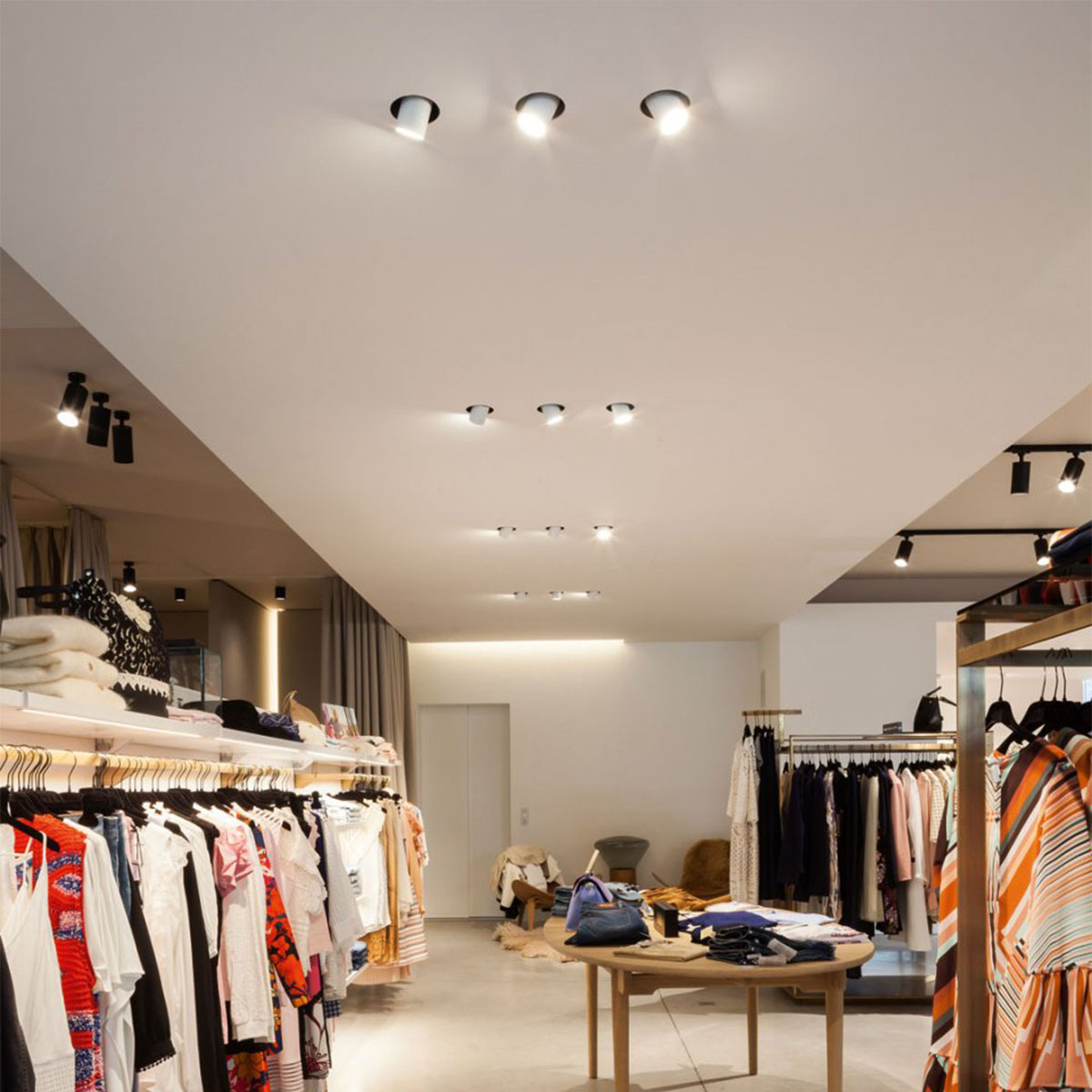 SPY 90 ON 1 93045 DIM1 Aufbaustrahler, Ø: 9 cm, L: 16,5 cm, Weiß, Warmweiß 3000K, 45°