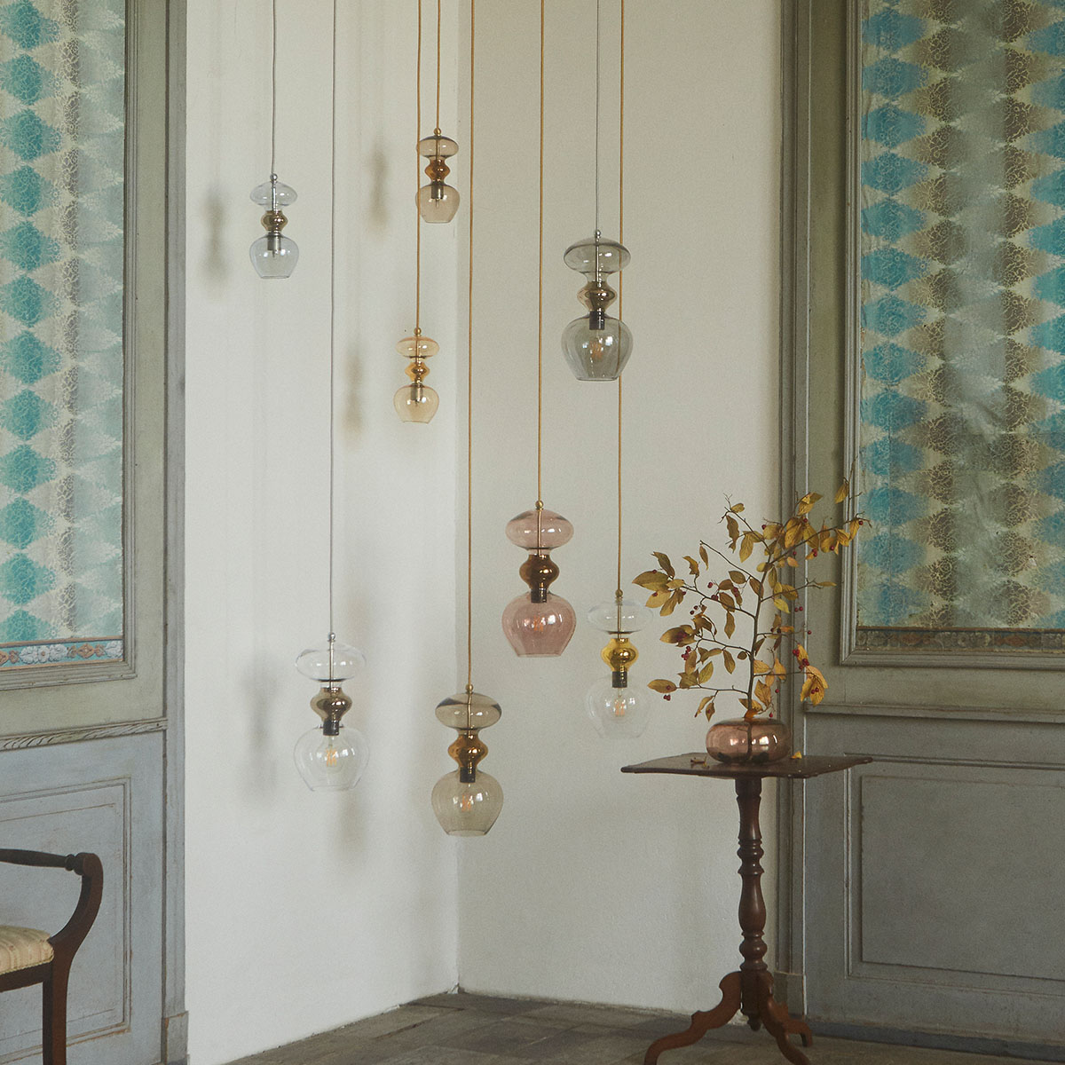 Futura Pendelleuchte M Ø 18 cm, Topaz Blue