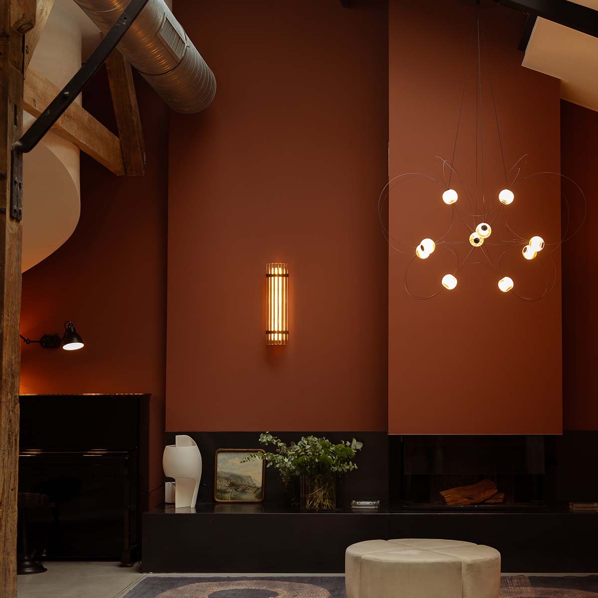 DCW Editions Seagull Wall Wandleuchte, Bronze & Klar, Modern – hochwertige Wandleuchte mit feinen Glaszylindern für gleichmäßige Lichtverteilung im Flur