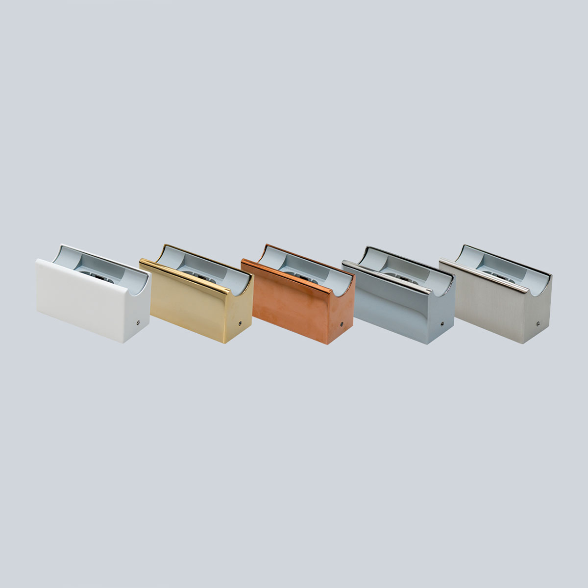 Mawa Linestra 7 Wand-/ Deckenleuchte, H: 30 / 50 cm, Fassung ohne Leuchtmittel Wandlampe – aus Aluminium in Weiß, präziser Lichtkegel, puristische Formensprache, geeignet für Flur Mawa Linestra 7 Wand-/ Deckenleuchte, H: 30 / 50 cm, Fassung ohne Leuchtmittel Wandlampe – aus Aluminium in Kupfer, gleichmäßige Lichtverteilung, zeitlos elegantes Design, geeignet für Treppenhaus