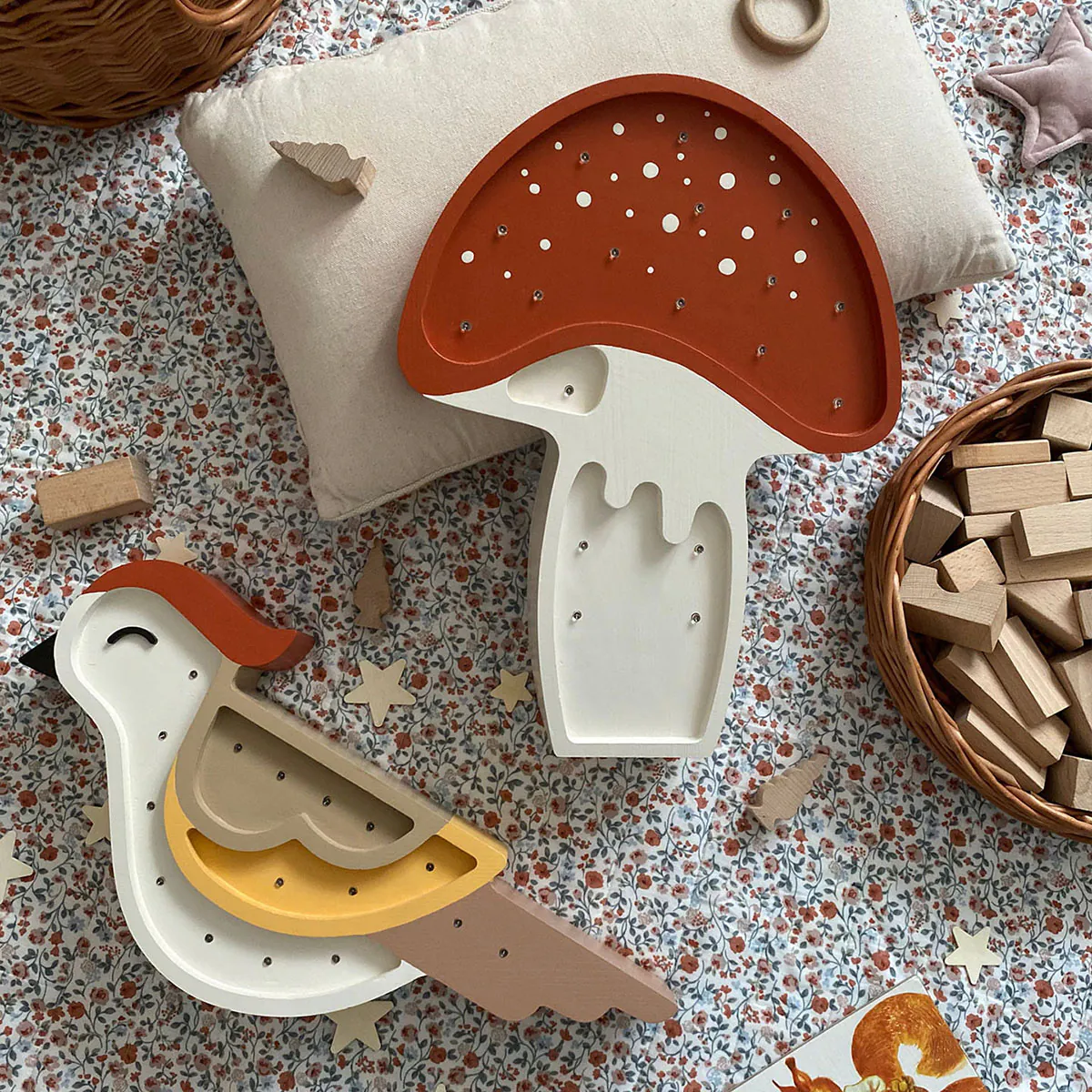 LED Kinderleuchte Pilz aus Holz, handgemacht