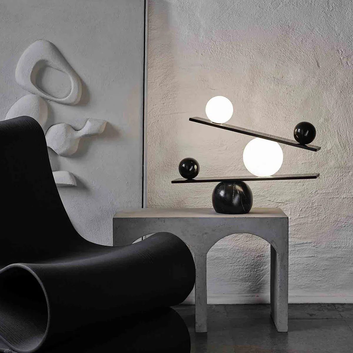 Balance Tischleuchte schwarz - Ausstellungsstück
