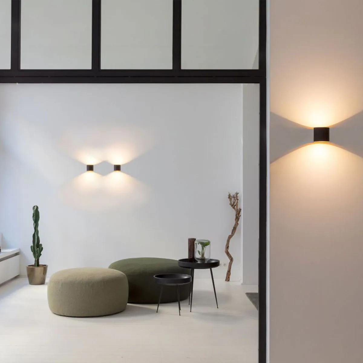 ORBIT LED 930 DIM8 Wandleuchte, Ø: 10 cm, H: 8,8 cm, Schwarz & Vergoldet Mat, Warmweiß 3000K