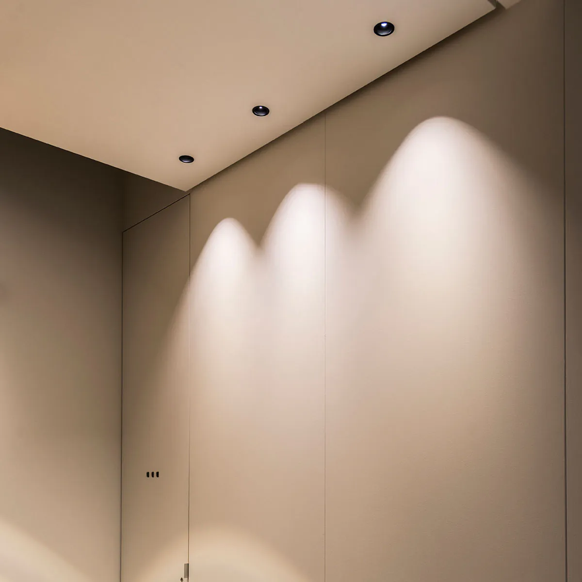 Helax SML LUX M Torsion Einbaustrahler, Textured Black, 2700K