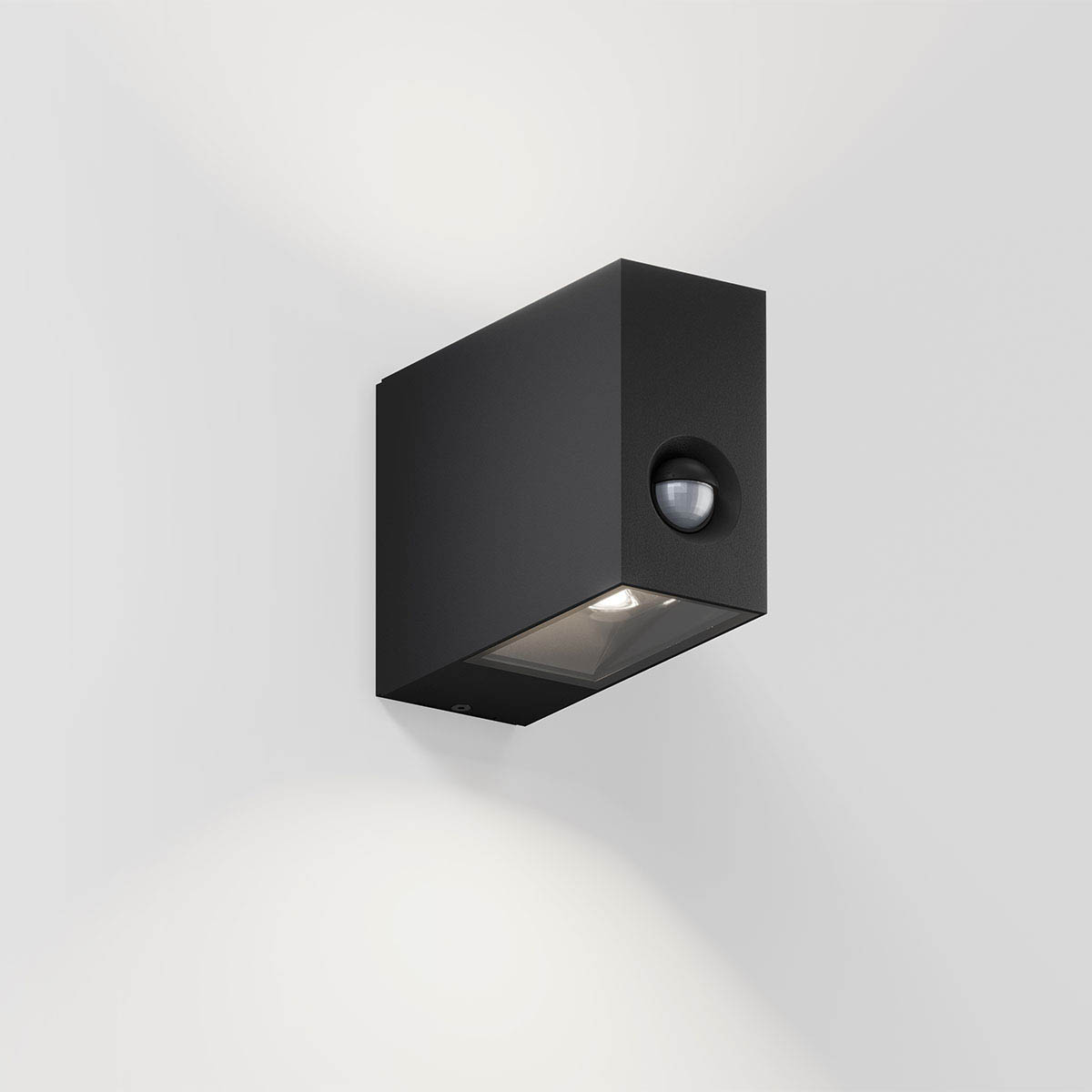 eye control Wandleuchte mit Bewegungsmelder, H: 12 cm, T: 16 cm, Deep Black Rechteckige schmale außen Wandleuchte mit Up Down Licht und Bewegungsmelder in der Farbe schwarz