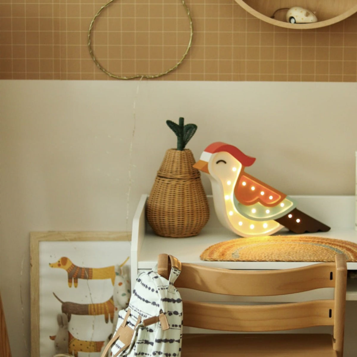 LED Kinderleuchte Vogel aus Holz, orange/ blau, handgemacht