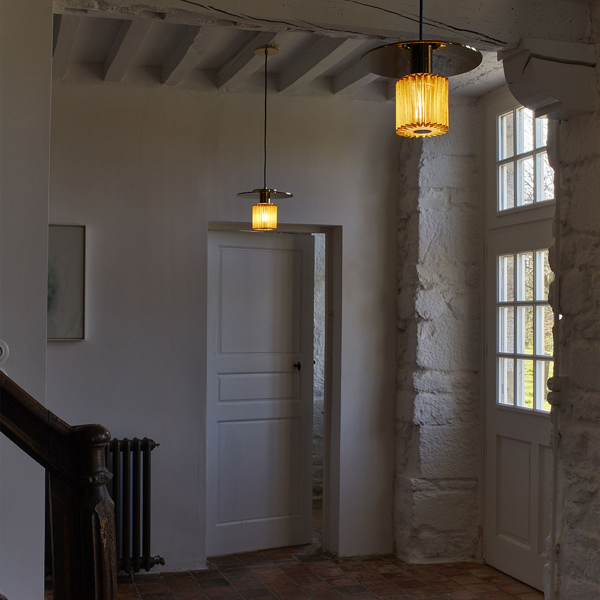 In The Sun 190 Pendelleuchte Gold, Netz Silber Ø 19 cm in Gold Silber – modernes Design des Herstellers DCW Editions ideal über einer Kochinsel In The Sun 270 Pendelleuchte Silber, Netz Silber Ø 27 cm – elegante Designerleuchte aus dem Hause DCW Editions ideal über einer Kochinsel