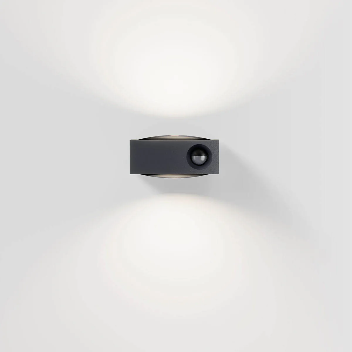 Rechteckige außen Wandleuchte mit Up Down Licht und Bewegungsmelder anthrazit von vorne