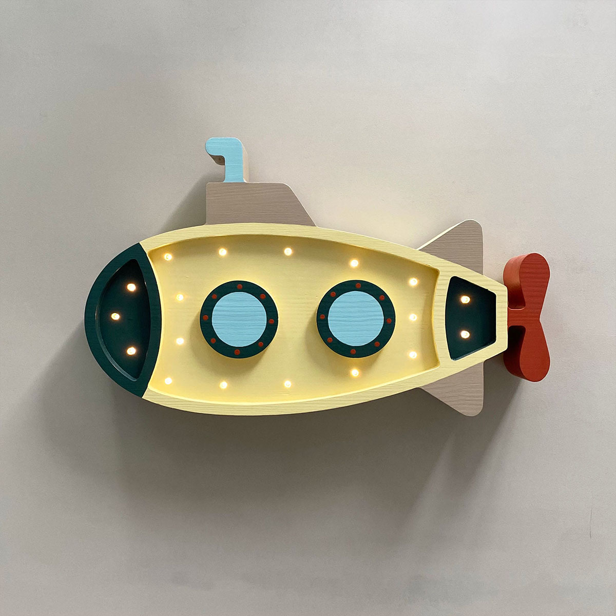 LED Kinderleuchte U-Boot aus Holz, gelb, handgemacht
