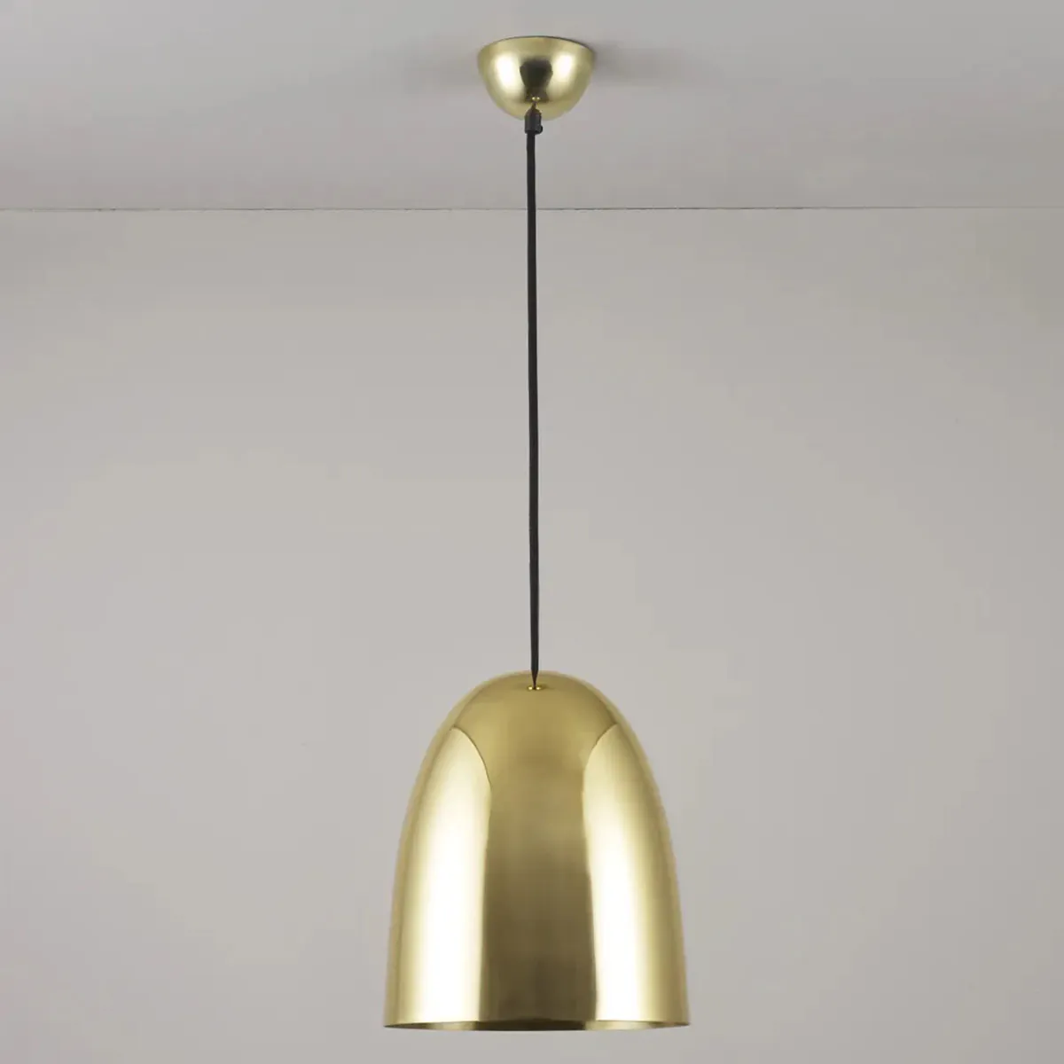 Stanley Medium Pendelleuchte, Messing poliert, Ø: 23 cm