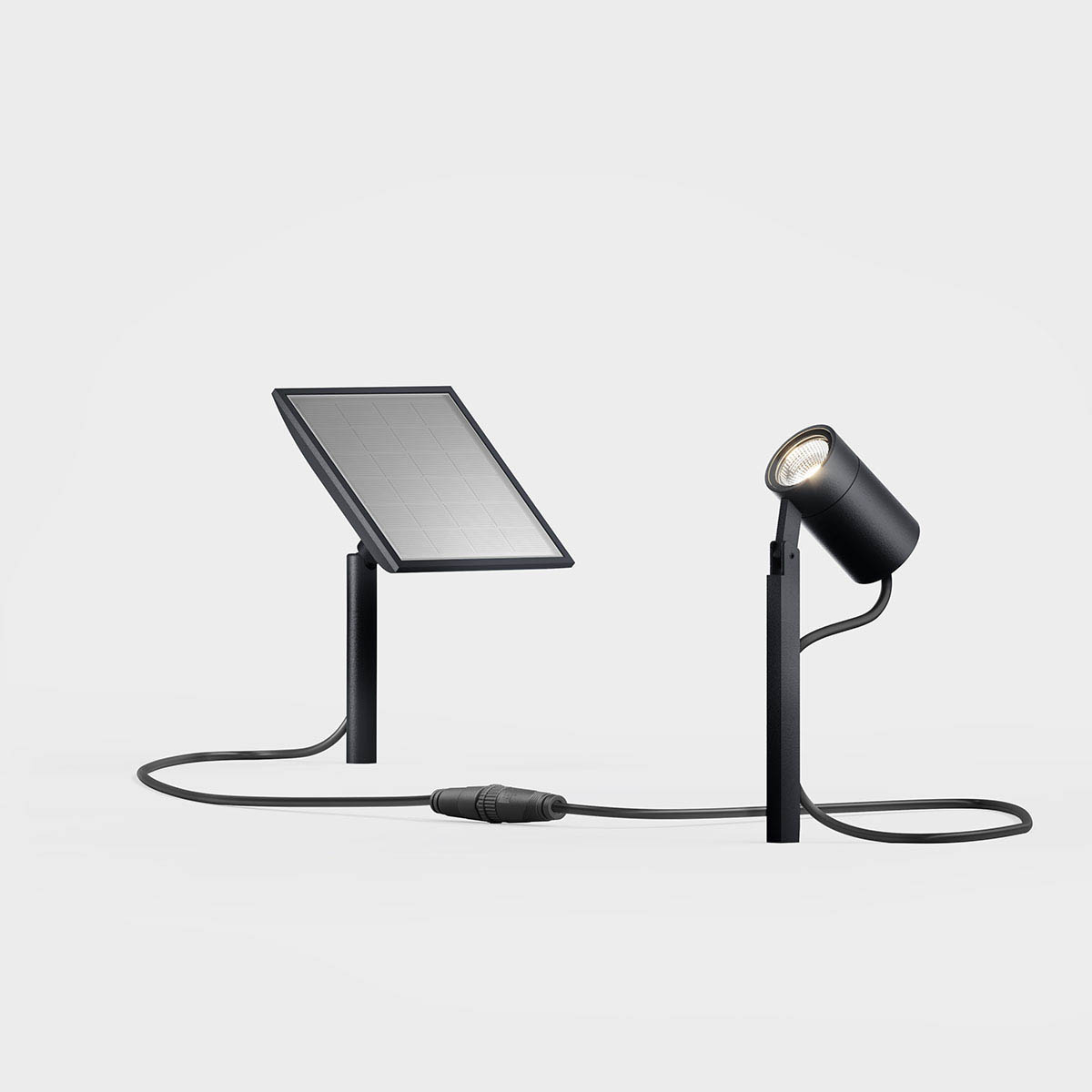 Kleine Erdspießleuchte für außen mit Solarpanel in der Farbe schwarz