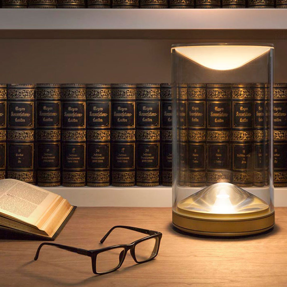 Eva Tischleuchte, Ø: 18 cm, Drehdimmer, Messing eloxiert, Extra-Warmweiß 2700K