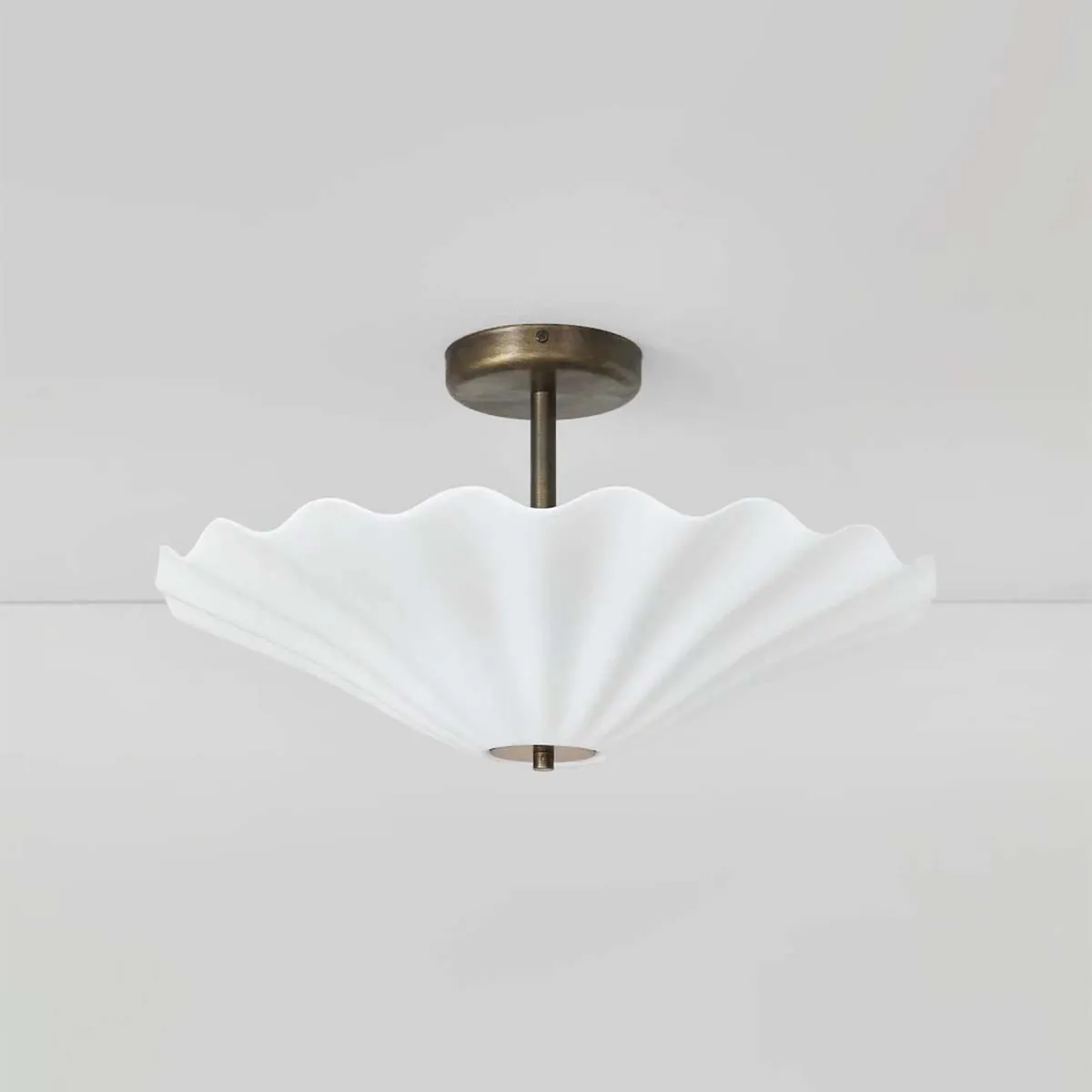 Original BTC Christie Deckenleuchte, Ø: 47 cm, Messing antik