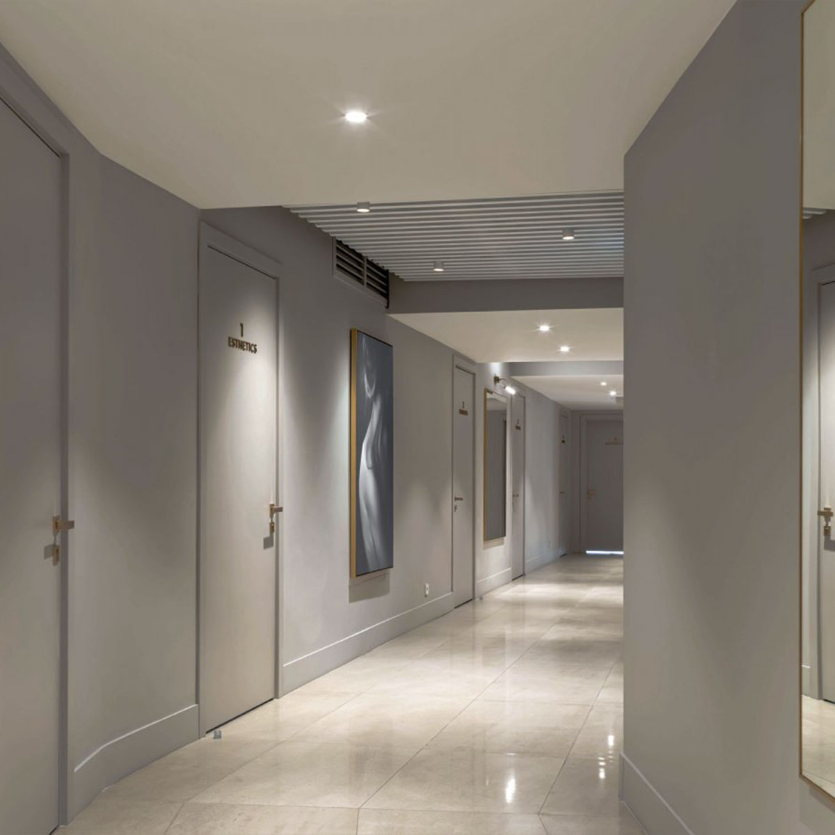 DEEP RINGO LED 92733 Einbaustrahler, Ø: 8,1 cm , Schwarz, Extra-Warmweiß 2700K DEEP RINGO LED 93033 Einbaustrahler, Ø: 8,1 cm, Klavier Schwarz, Warmweiß 3000K