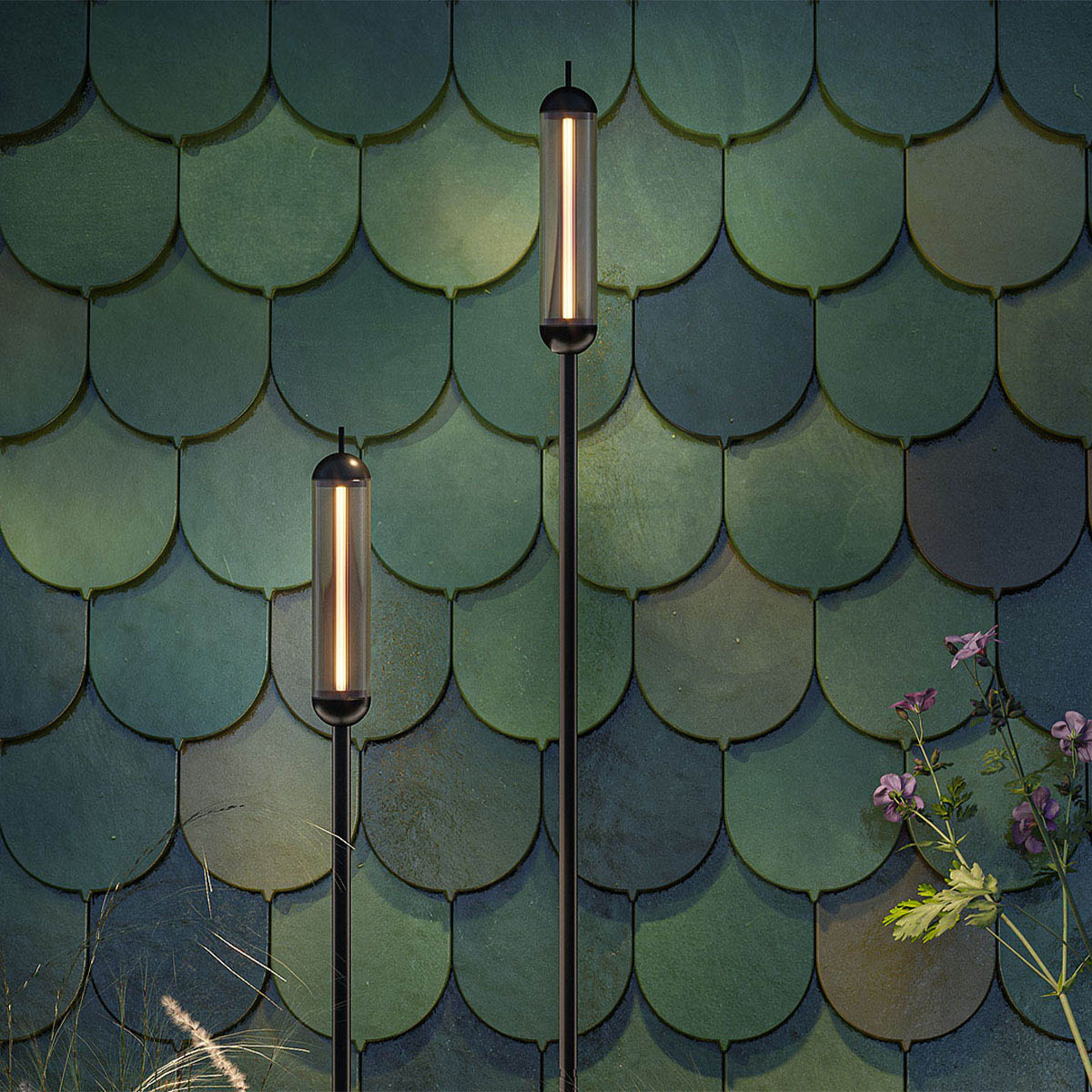 Stabförmige Erdspießlleuchte schwarz mit Kabel und Stecker im Garten