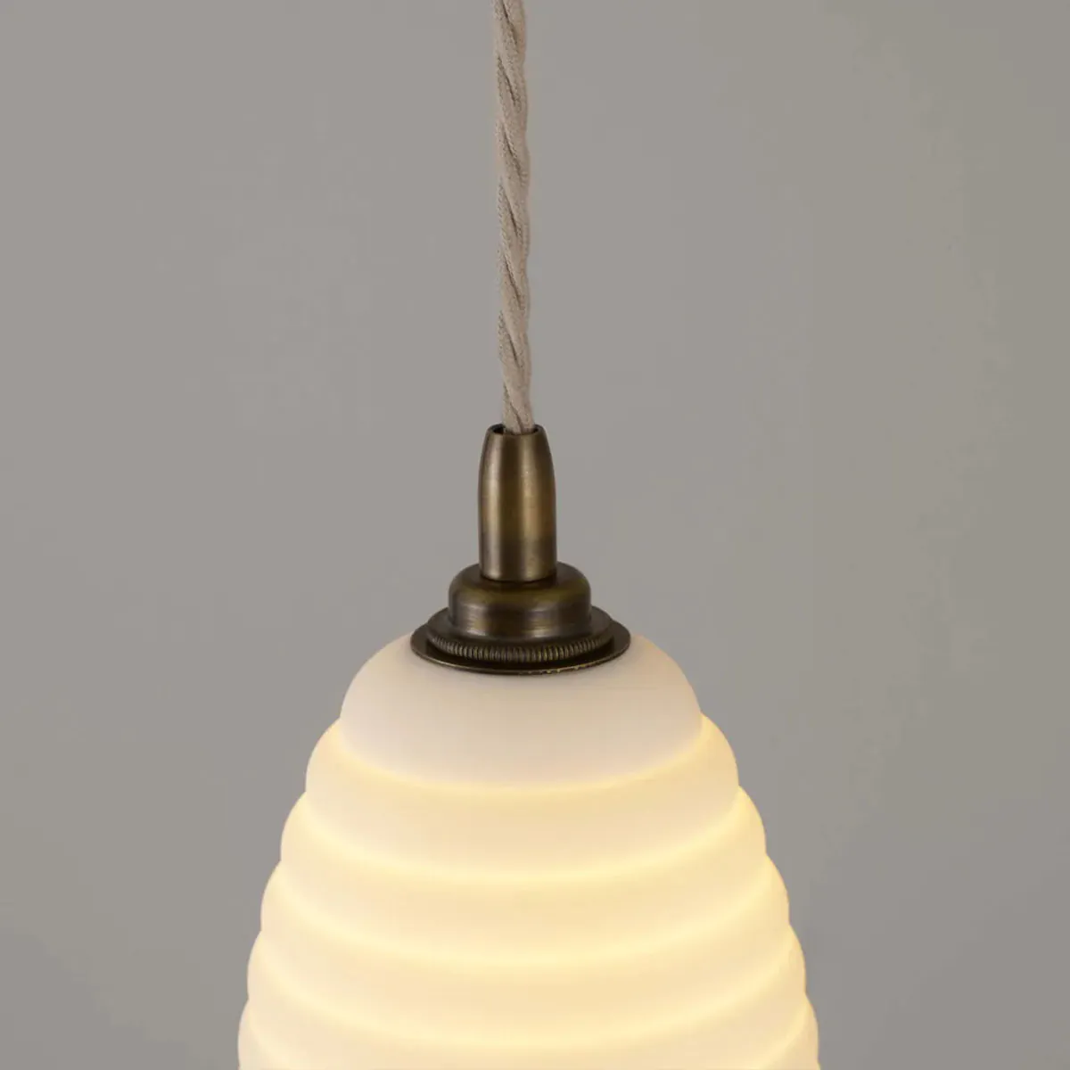 Antique Brass Bibendum Pendelleuchte, Ø: 12,8 cm Antique Brass Bibendum Pendelleuchte, Ø: 12,8 cm