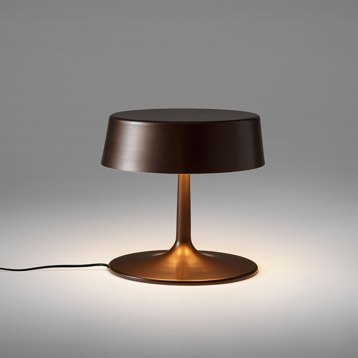 Penta Light China 0308-00 Medium Tischleuchte, Ø: 33 cm, H: 32 cm Nachttischlampe – Bronze Metall, puristisches Design, warmes Licht, setzt Akzente in der Küche