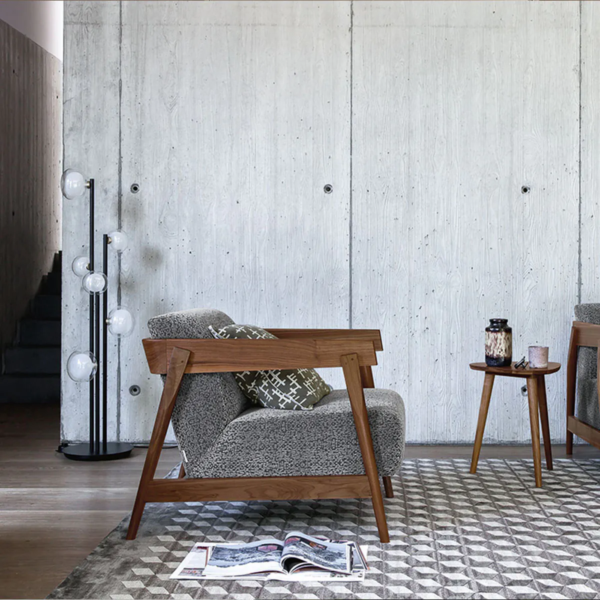 Nabila 552.66 Stehleuchte 6-flammig H: 140 cm, Schwarz Matt / Schwarz Chrom & Rauchglas, Dimmbar