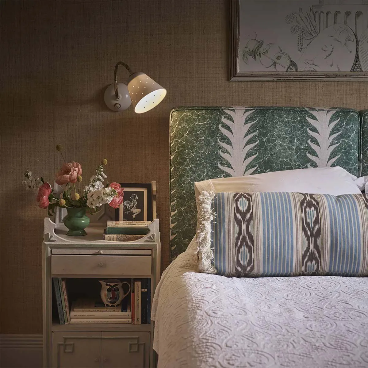 Alma Wandleuchte, H: 15 cm, B: 16,5 cm, Algengrün, Mit Dimmer, Stecker und Schalter