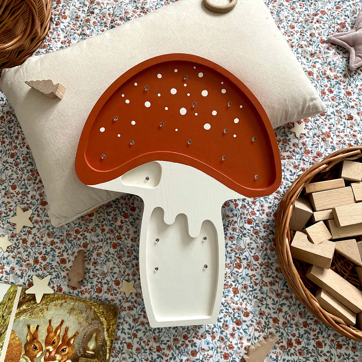 LED Kinderleuchte Pilz aus Holz, handgemacht