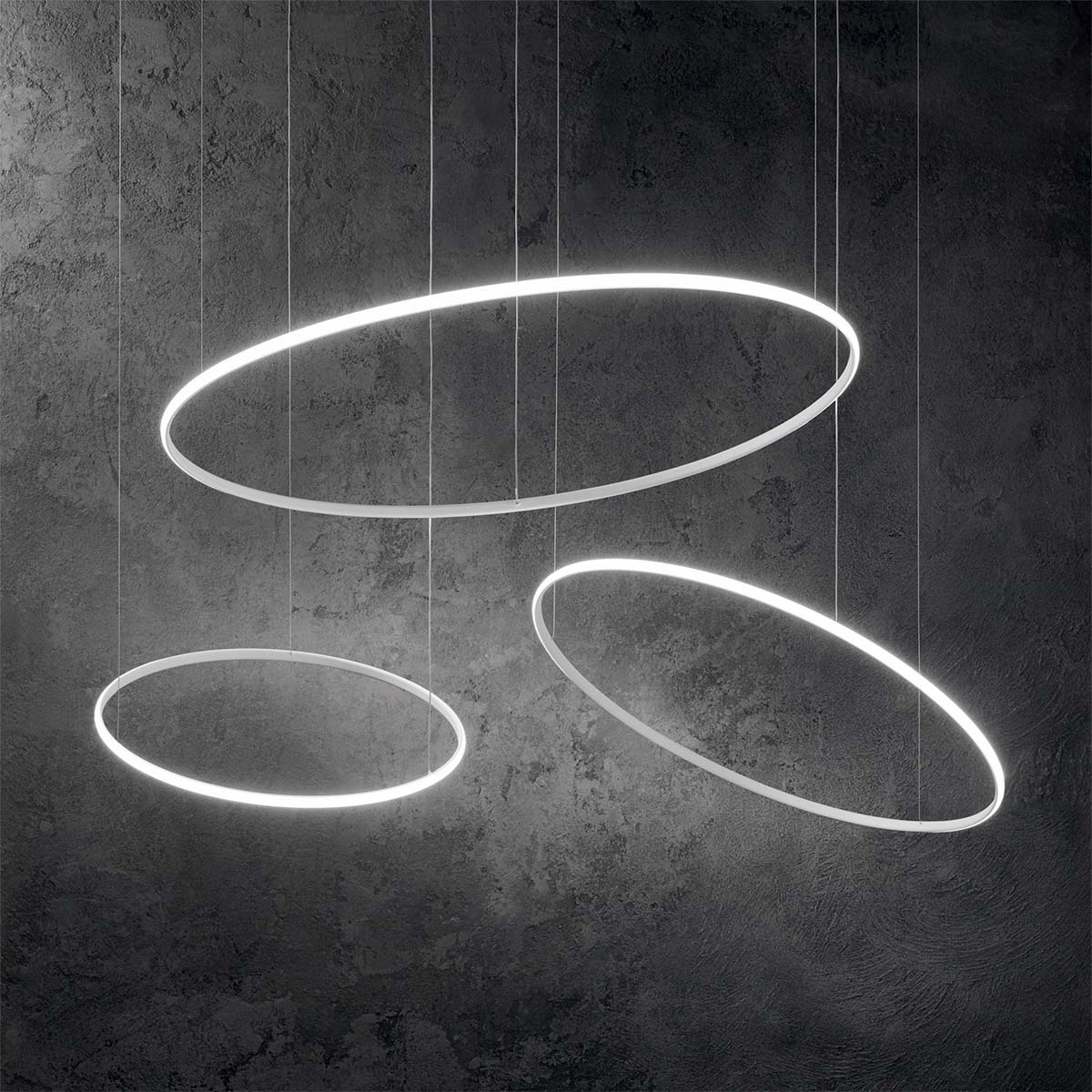 Hulahoop SP Pendelleuchte, Ø: 61 cm Hulahoop SP Pendelleuchte, Ø: 100 cm