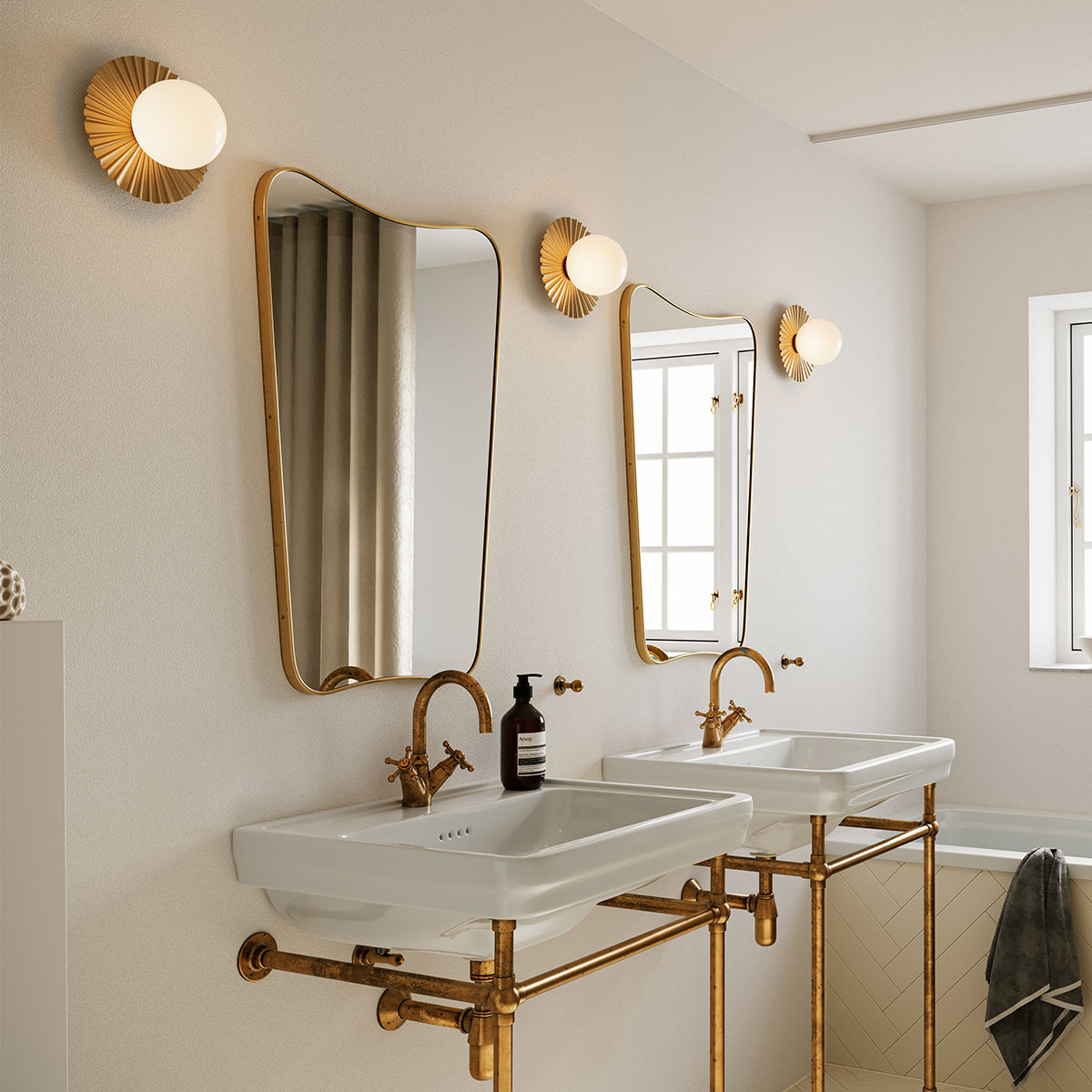 Liila Muuse Small Wand- und Deckenleuchte, Ø: 20 cm, Gold