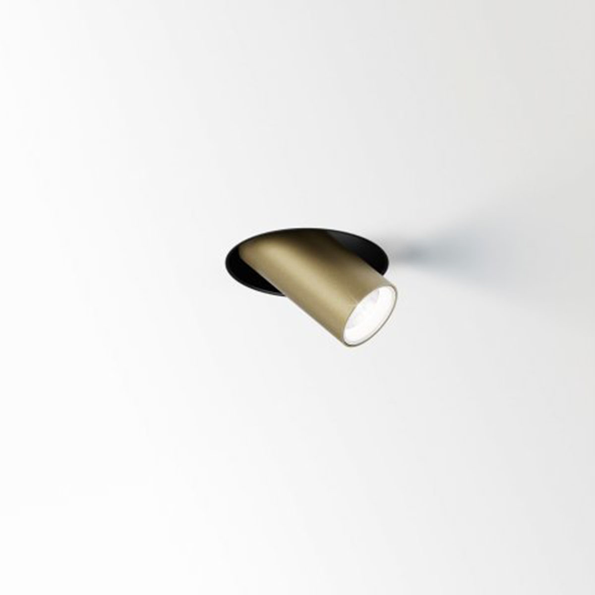 SPY 39 TRIMLESS 93040 Einbaustrahler, Ø: 8,2 cm, Goldfarben, Warmweiß 3000K, 40°