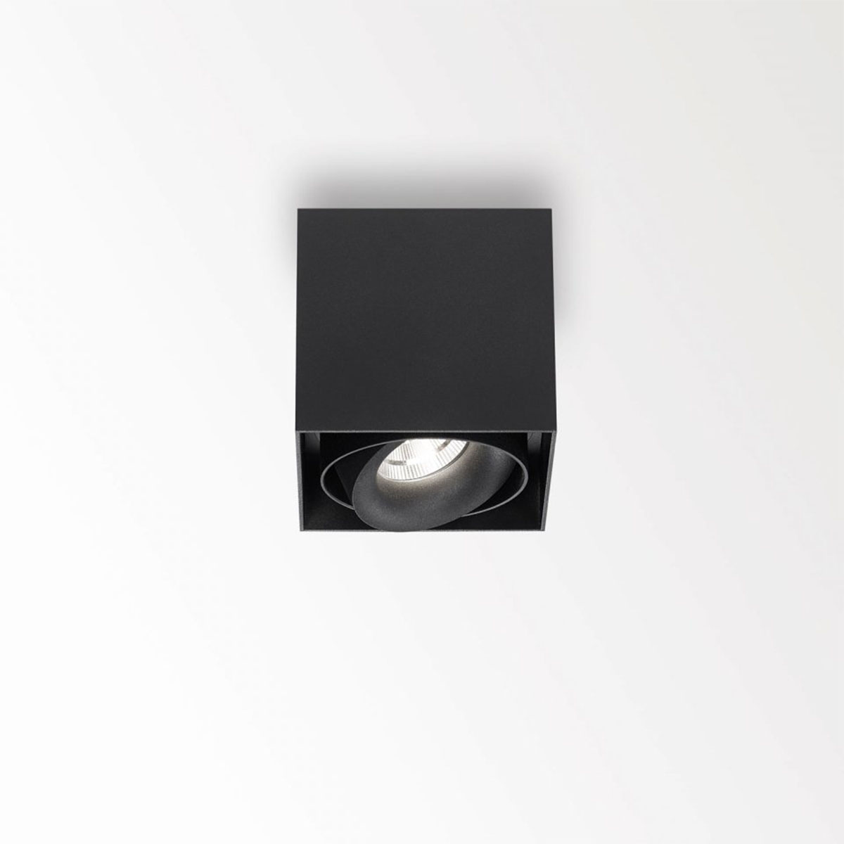 DeltaLight MINIGRID ON 150 SOFT 93045 DIM8 Aufbaustrahler, L: 10,5 cm, B: dim to warm 3000K – 1800K, Schwarz Modern & neutral – hochwertige für Küche schwenkbar & drehbar