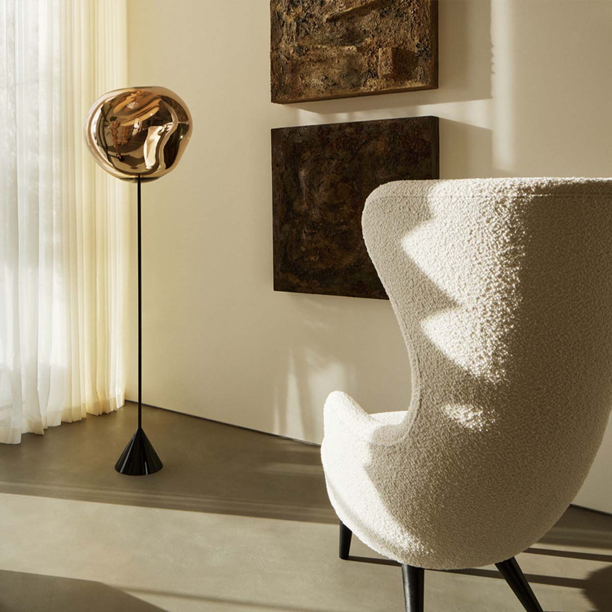 Tom Dixon Melt Cone Slim LED Stehleuchte, Opal, Schwarz, H: 180 cm