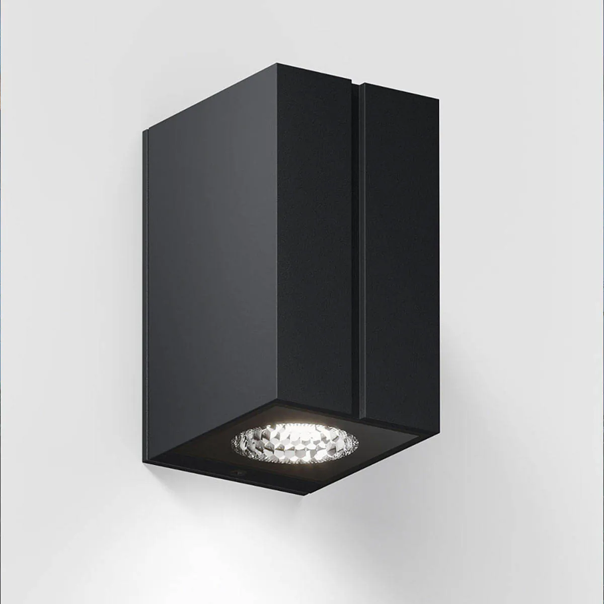 Rechteckige Wandleuchte für außen in der Farbe schwarz