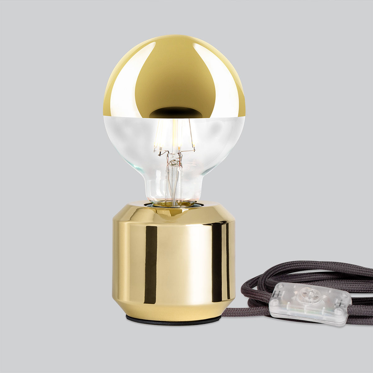 Oskar Tischleuchte,  Ø: 8,2 cm, H: 7,7 cm, Messing