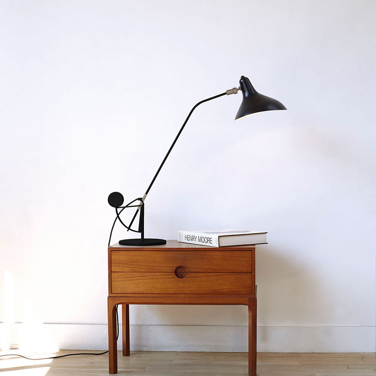 DCW Editions Mantis BS3 Tischleuchte H: 63 cm - 84 Schwarz Modern – hochwertige Beleuchtung, geeignet für Büro