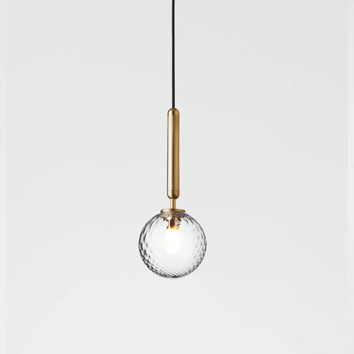 Miira 1 Pendelleuchte, Ø: 14 cm, Messing, Glas transparent Miira 1 Pendelleuchte, Ø: 14 cm, Messing, Glas transparent