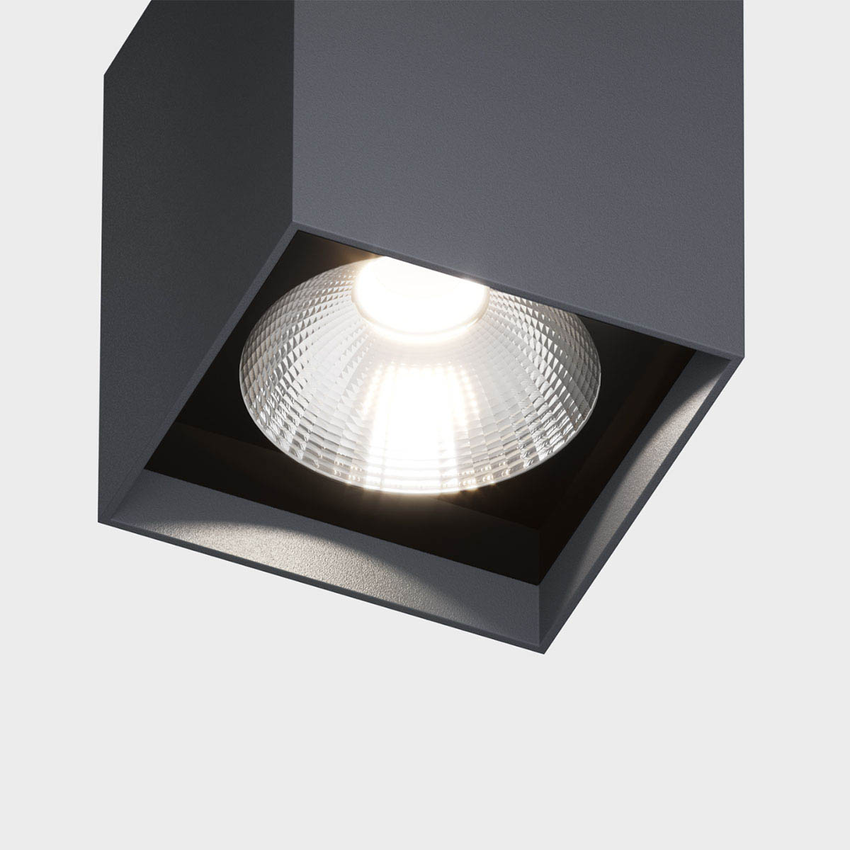 IP44-upS-außen-deckenleuchte-anthrazit-3: Rechteckige Deckenleuchte für außen in der Farbe anthrazit – langlebig für Terrasse