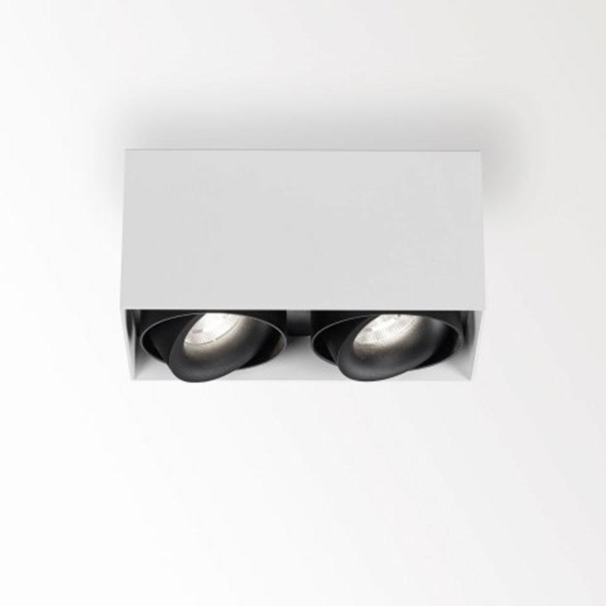 DeltaLight MINIGRID ON 250 93050 DIM8 Aufbaustrahler, L: 20,5 cm, B: 10,5 cm Weiß & Schwarz, Warmweiß 3000K, 50° Schwarz 3000K Modern neutral – hochwertige für Flur schwenkbar & drehbar