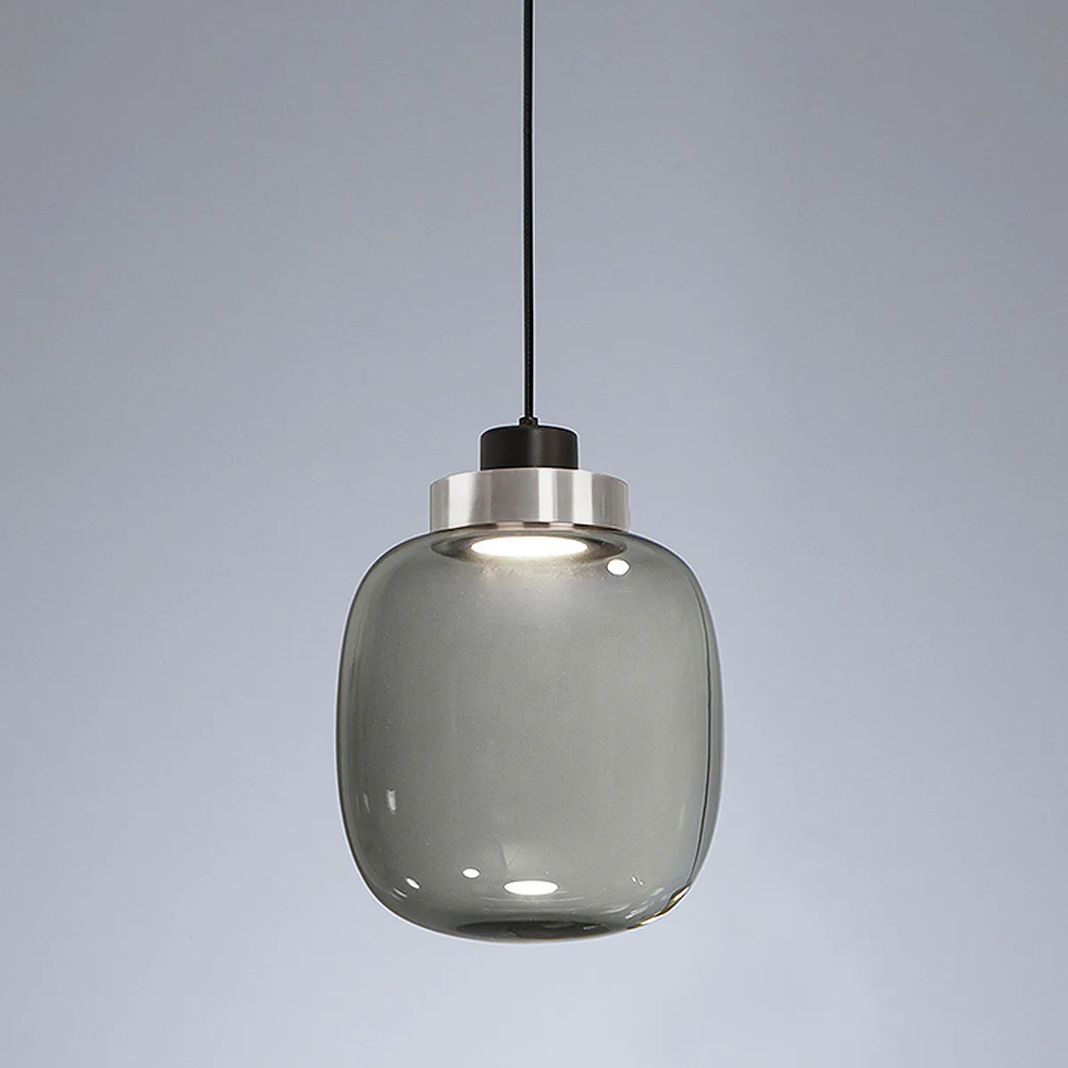 Legier 557.22 Pendelleuchte, Schwarz & Hellgrau, Rauchglas