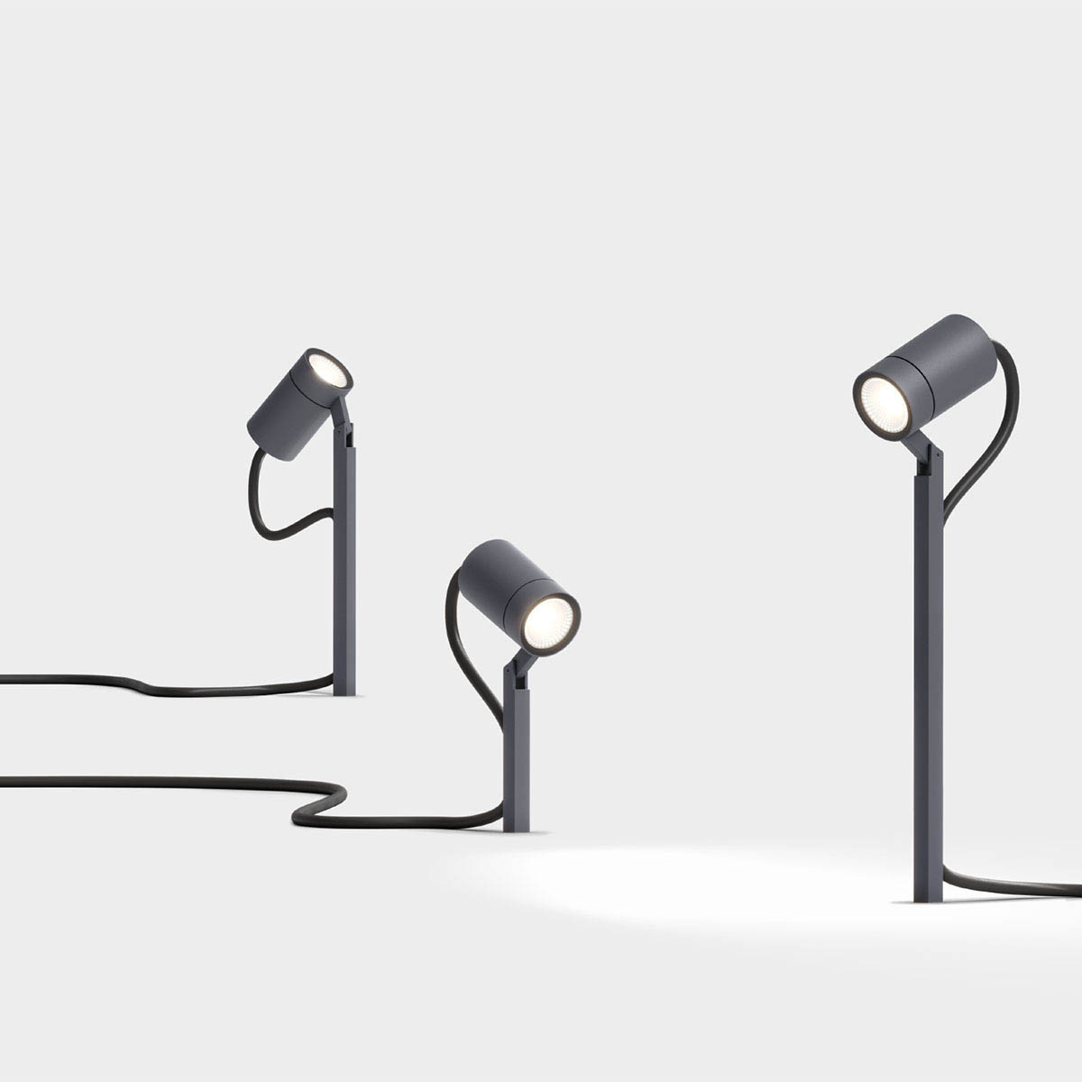 IP44.de piek 50 spot Erdspießleuchte, Connect, Anthrazit, H: 50 cm Kleine außen Erdspießleuchte mit Kabel in anthrazit