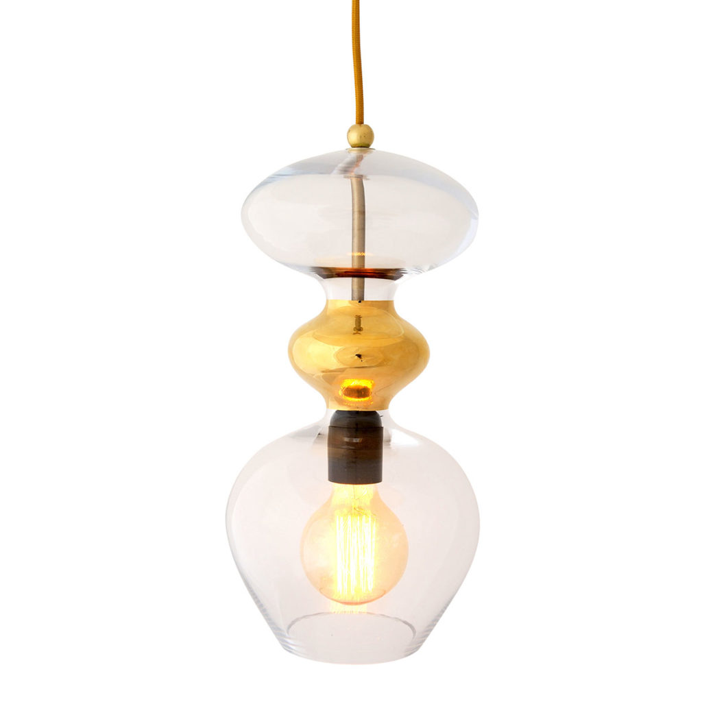 Ebb & Flow Futura Pendelleuchte M Ø 18 cm Futura Pendelleuchte M Ø 18 cm, Clear Gold Pendelleuchten – skandinavische Glaslampe, nachhaltige Beleuchtung für Esszimmer