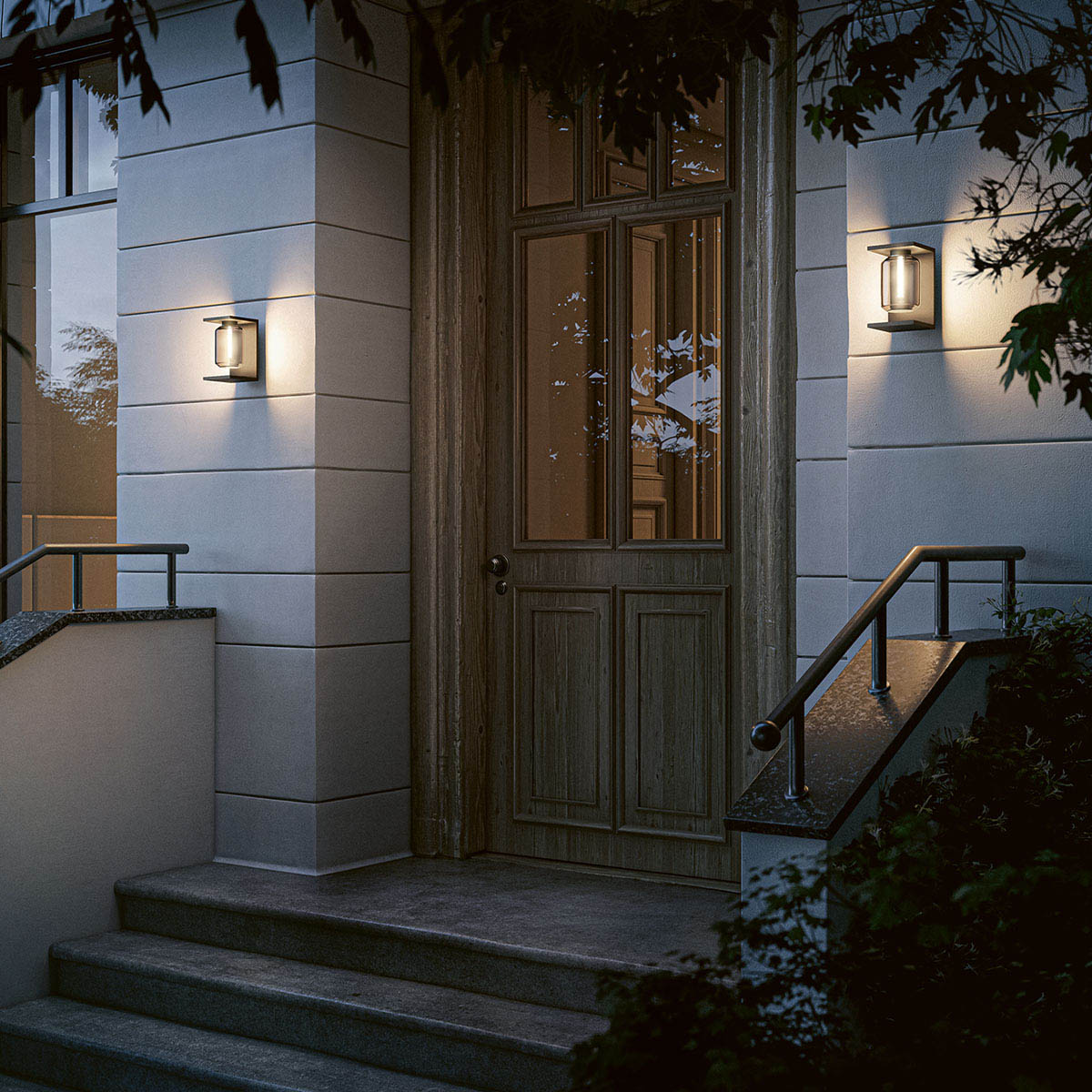 Ovale Wandleuchte für außen neben der Haustür befestigt