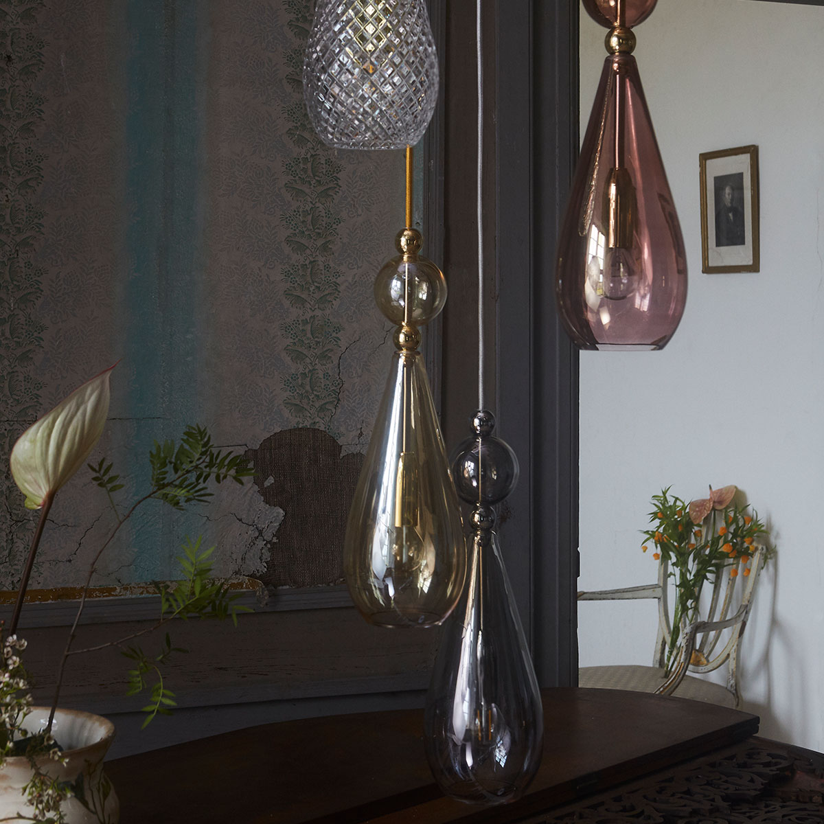 Smykke Pendelleuchte M Ø 12,5 cm, Smokey Grey Silber, Ball Kristallglas