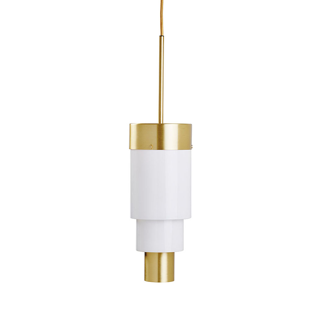 Ebb & Flow A-Spire Pendelleuchte L Ø 14 cm A-Spire Pendelleuchte L Ø 14 cm, Opal White, Messing Opal White Pendelleuchten – Ambiente Beleuchtung, LED Beleuchtung für Flur